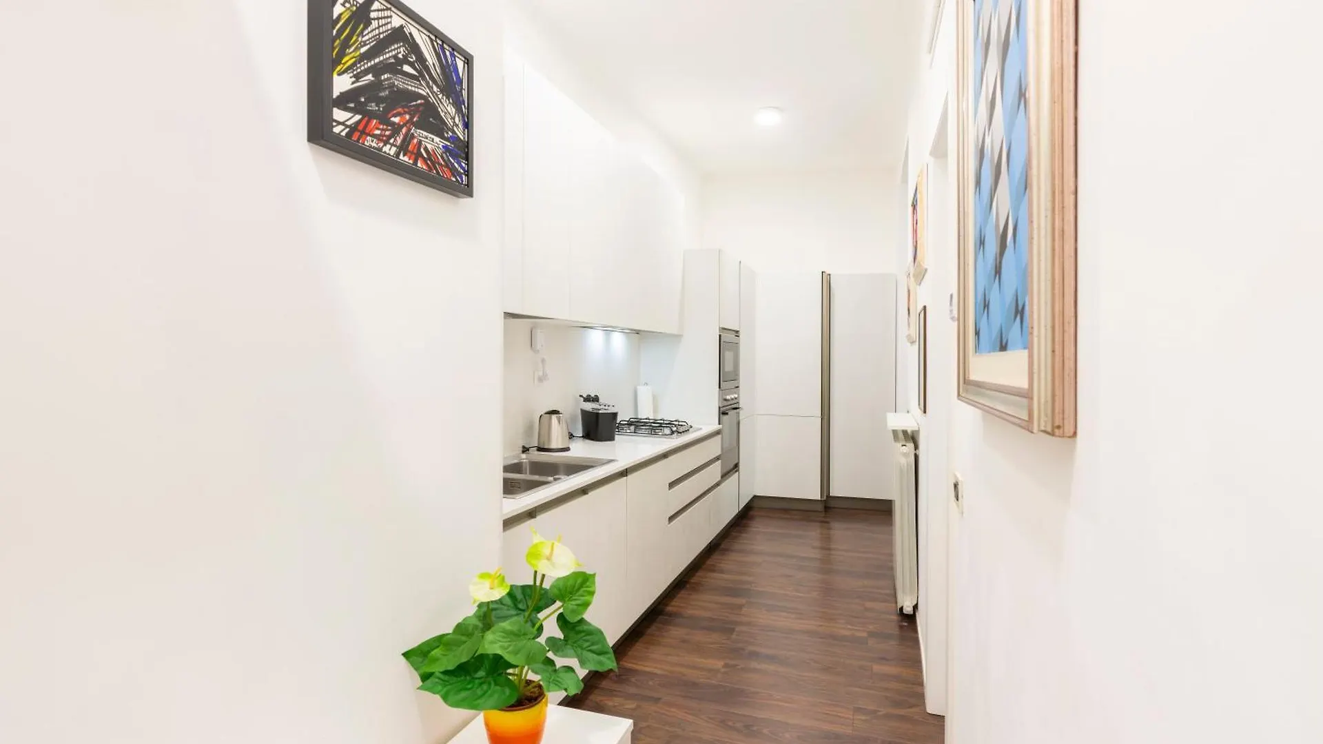 Ferienwohnung Galleria#27 - Metro A 2 Passi, Ampio E Nuovo Bilocale Mailand