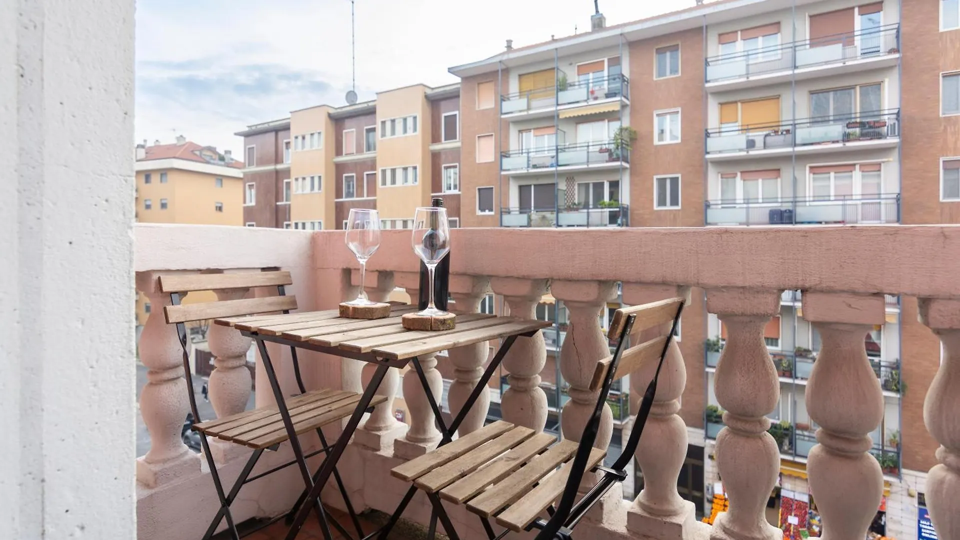 Ferienwohnung Galleria#27 - Metro A 2 Passi, Ampio E Nuovo Bilocale Mailand Apartment