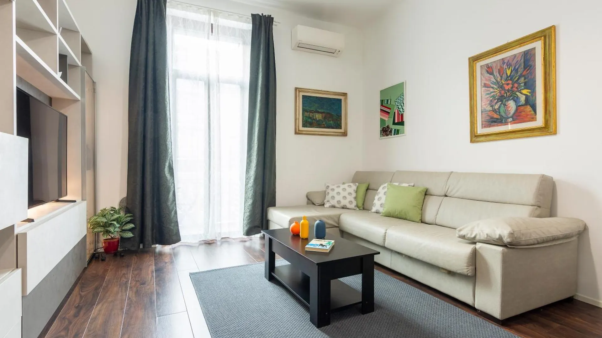 Apartment Ferienwohnung Galleria#27 - Metro A 2 Passi, Ampio E Nuovo Bilocale Mailand